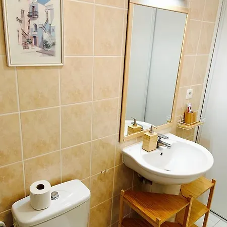 Santa Regina Grand Studio Avec Salon, Zone Nuit, Loggia, Terrasse * Calvi (Corsica)